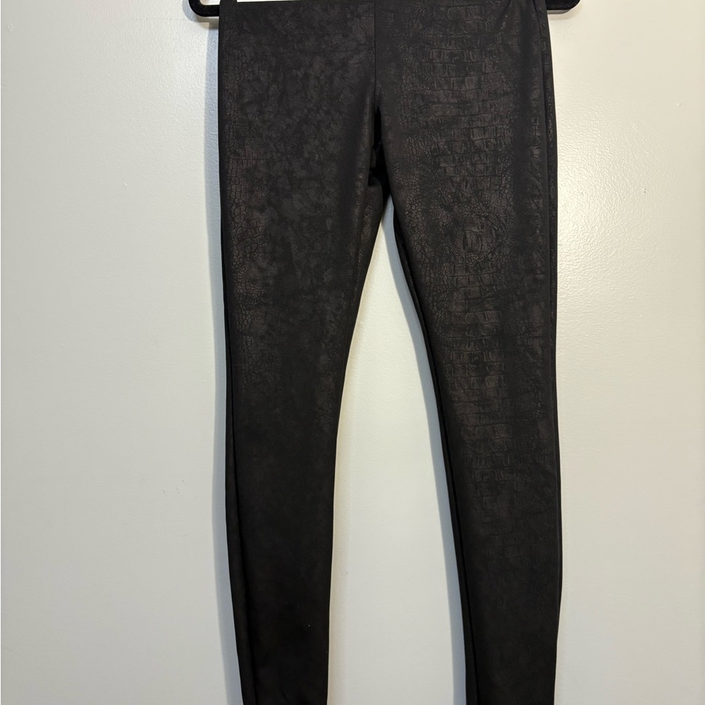 Express Women’s Small Snake like Patterned Leggings